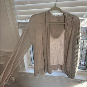 American Eagle Outfitters Cream Cardigan